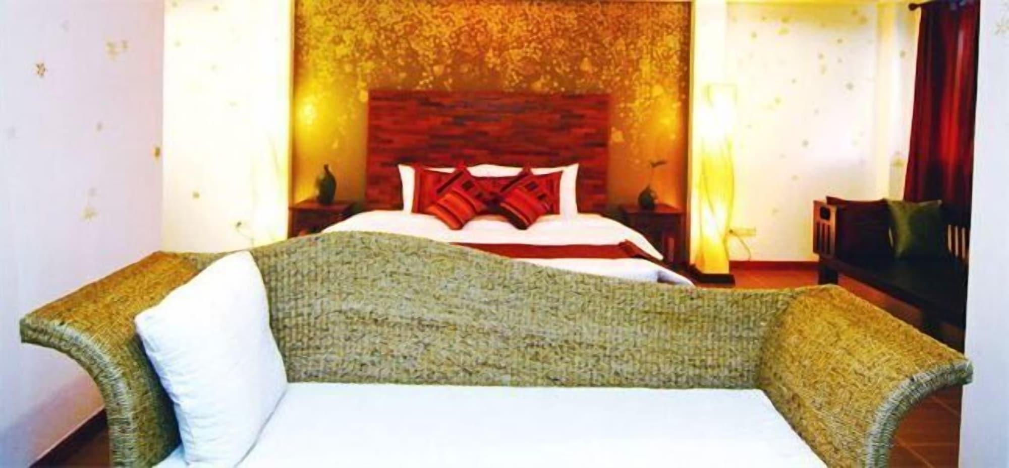 Thapae Boutique House Hotel Chiang Mai Exterior photo