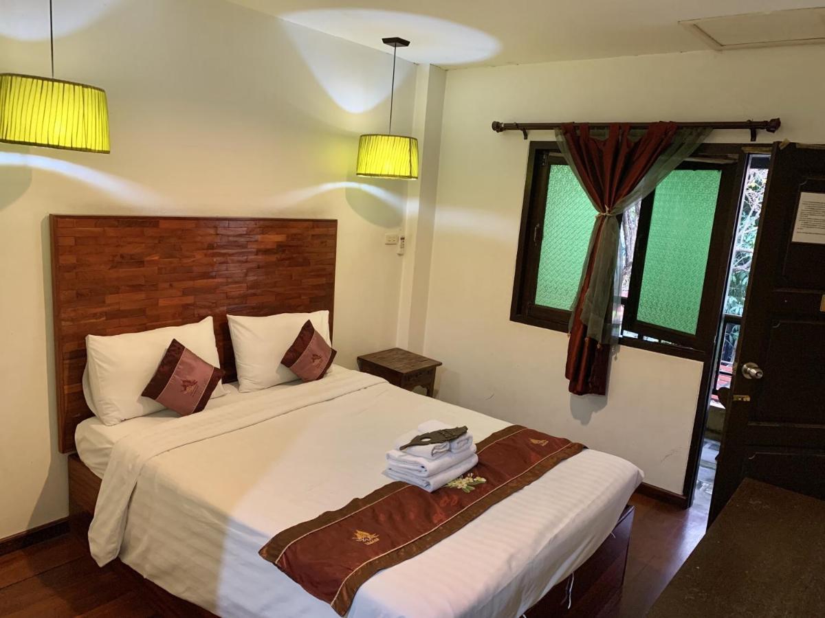 Thapae Boutique House Hotel Chiang Mai Exterior photo
